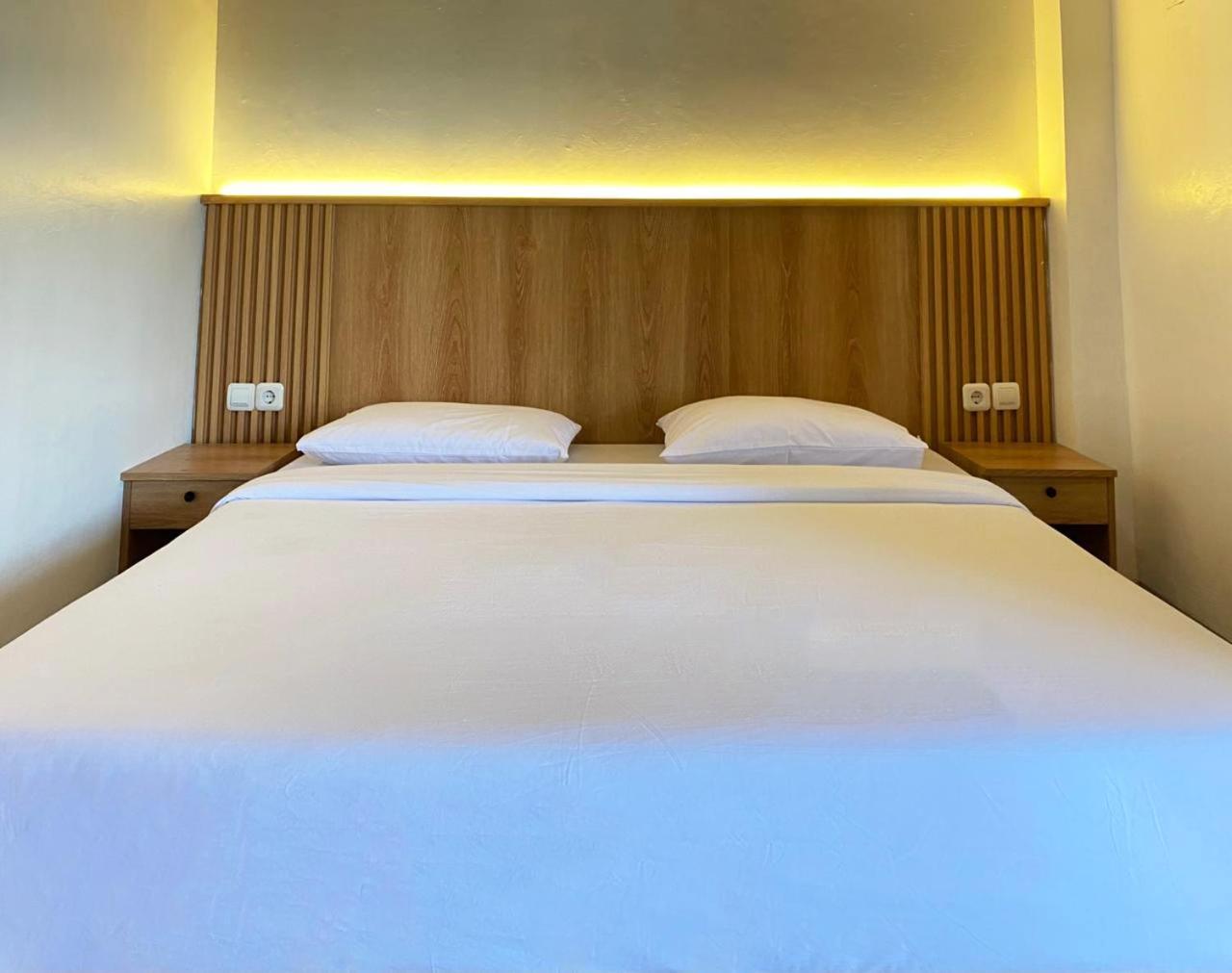 Hotel Wijaya Family 2 Kalasan Habitación foto